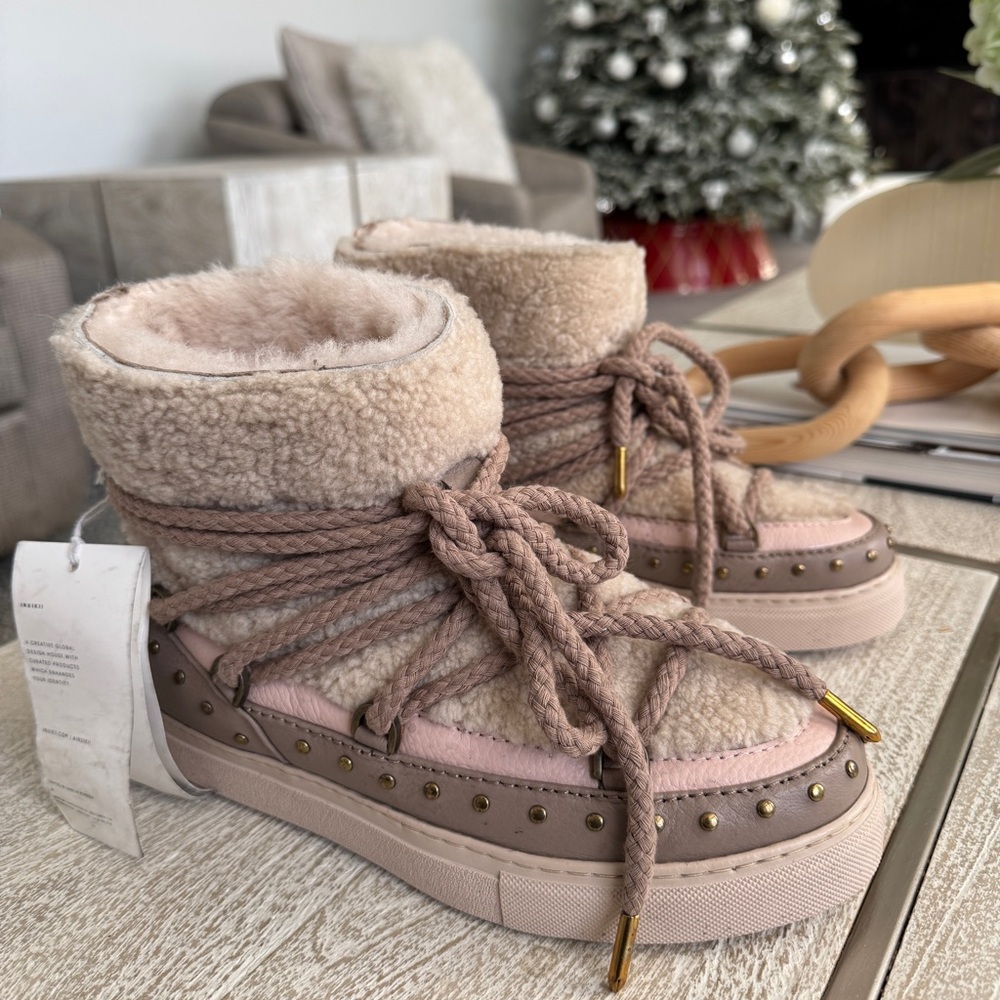 Inuikki Curly Rock Rose Boots Size 7